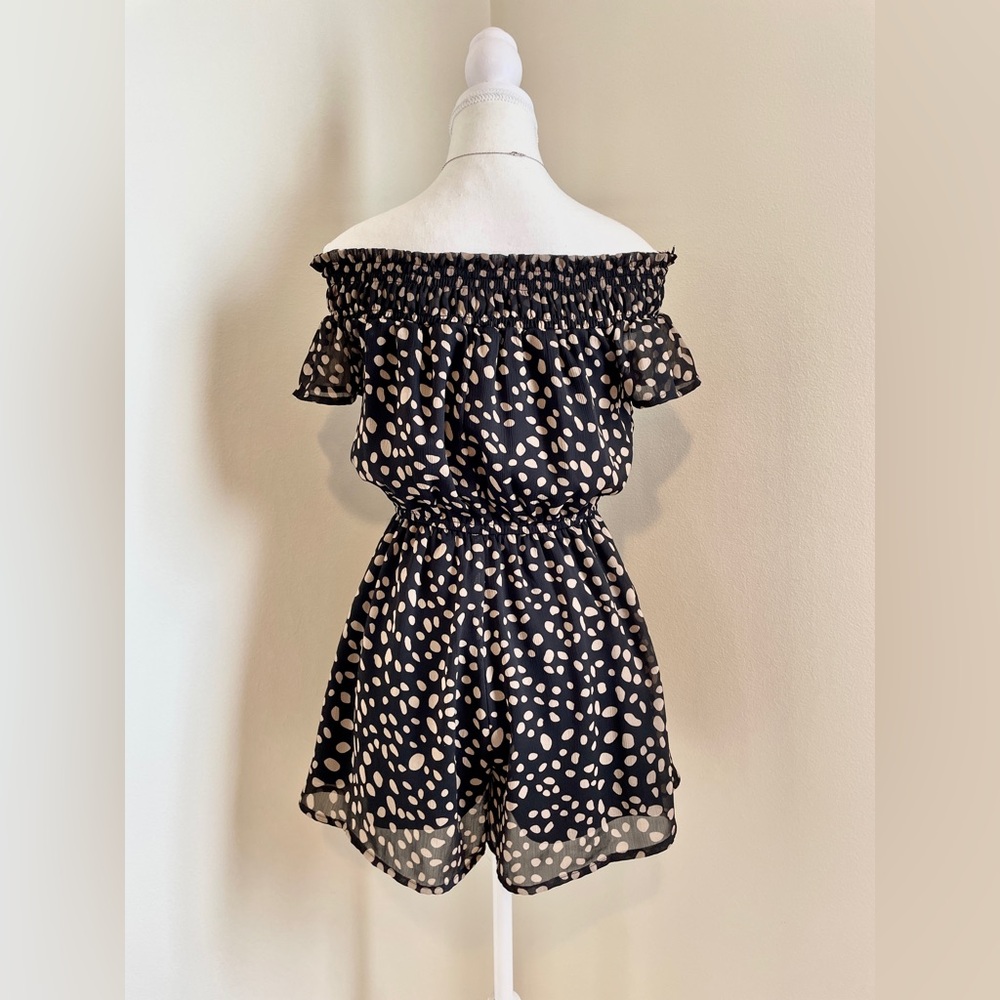 |Francesca’s| Women’s Madilyn Romper - Picture 6 of 7